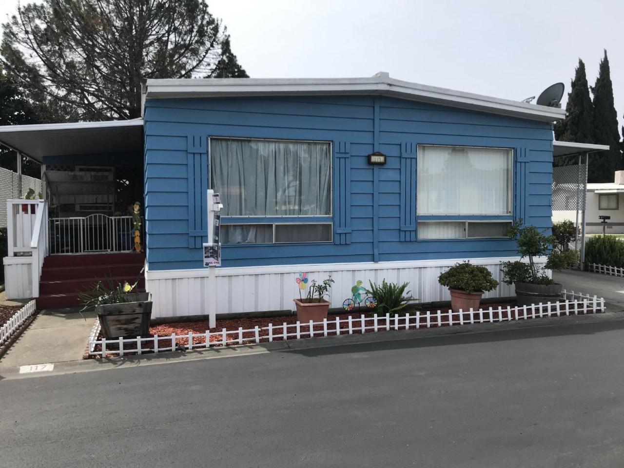 2151 Oakland Road 117 - Photo 1