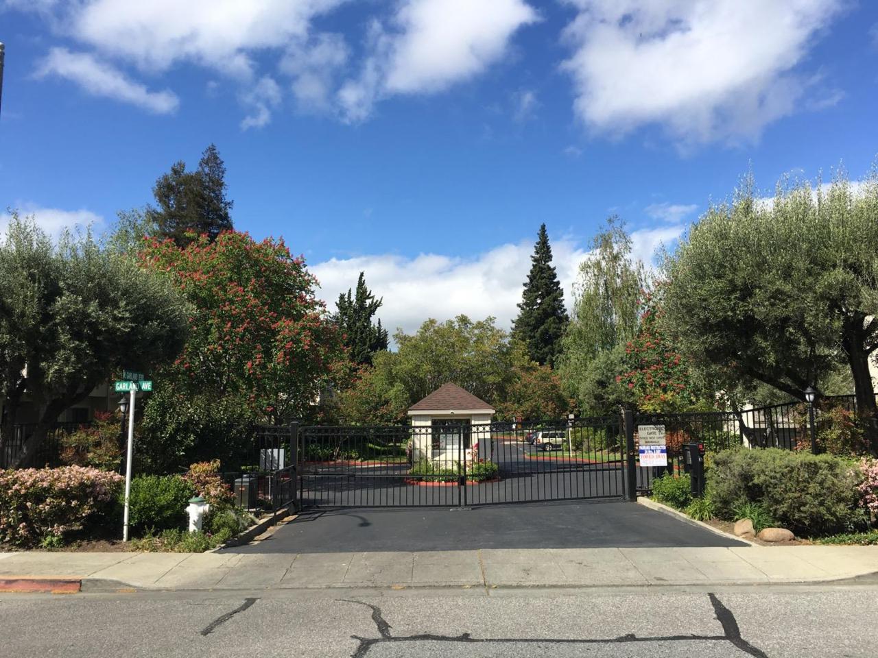 609 Garland Ter - Photo 1