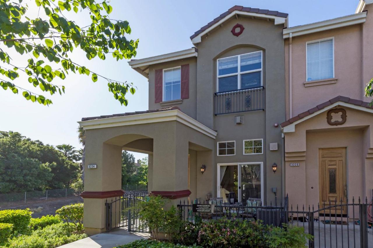 3234 Lago De Como Pl - Photo 1