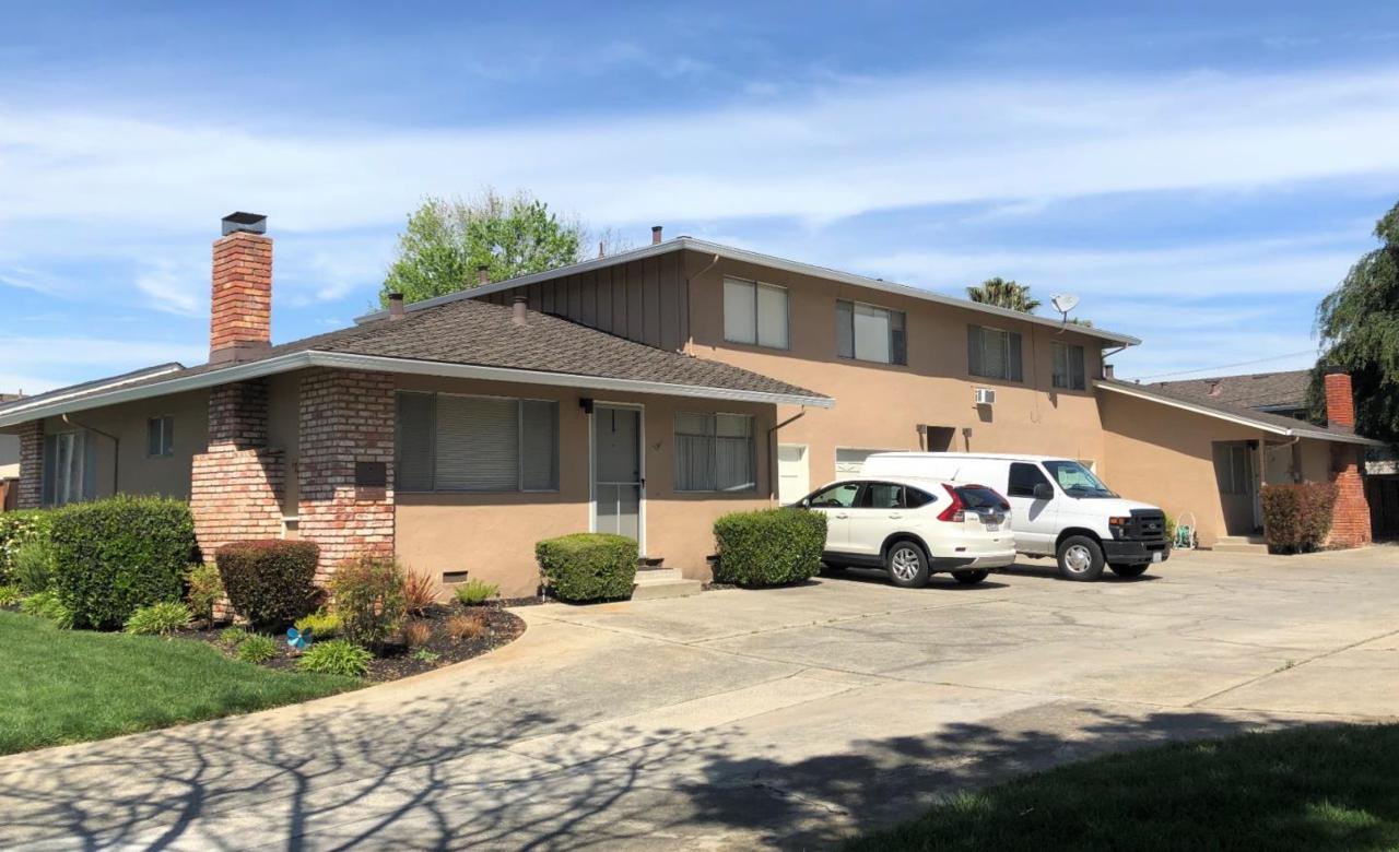 1795 Bucknall Rd - Photo 1
