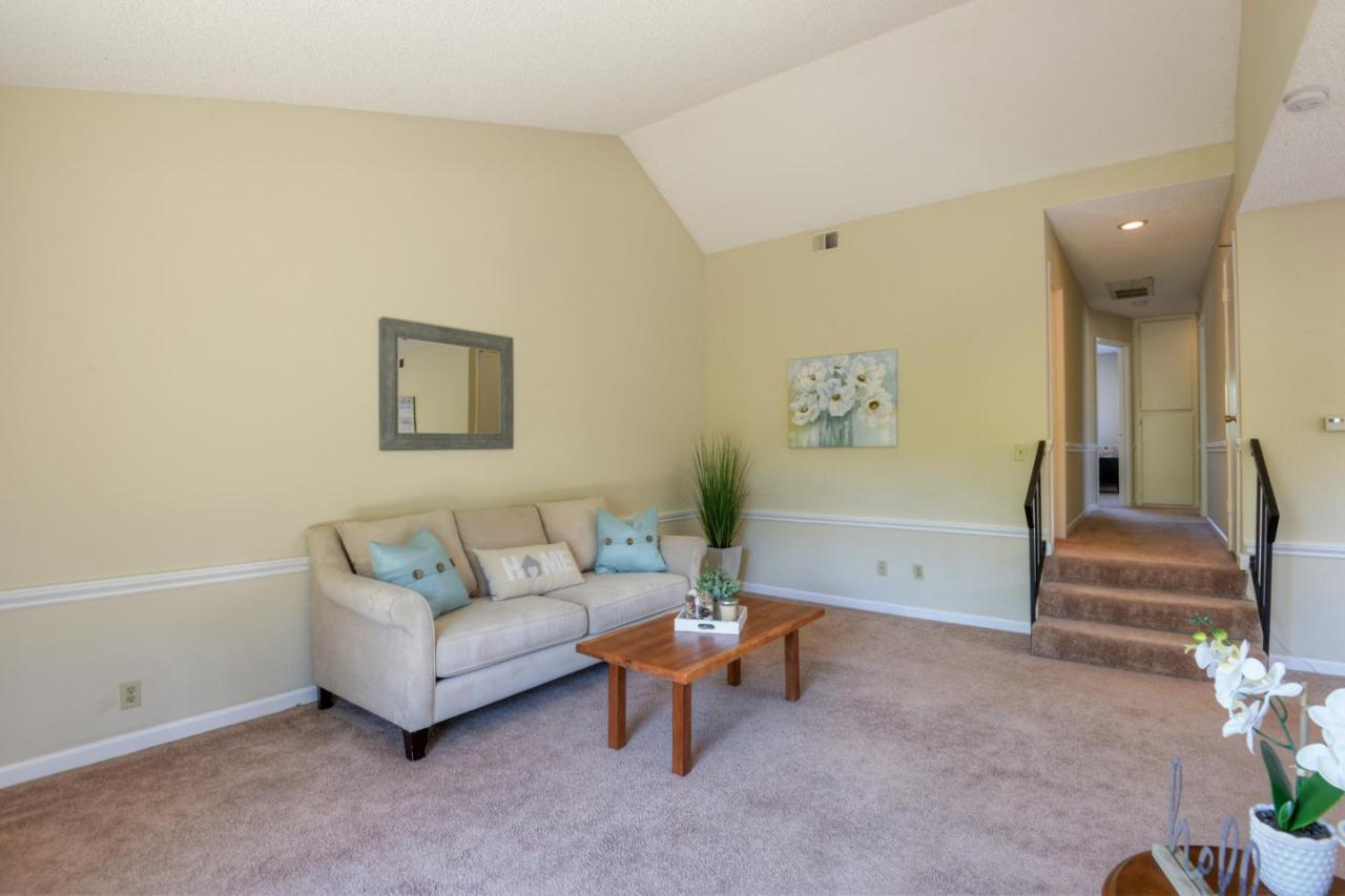 291 Kenbrook Cir - Photo 1