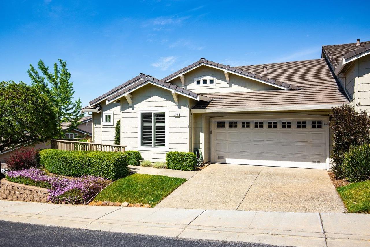 8748 Mccarty Ranch Dr - Photo 1