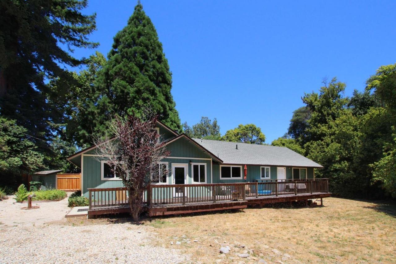 300 Woodland Dr - Photo 1