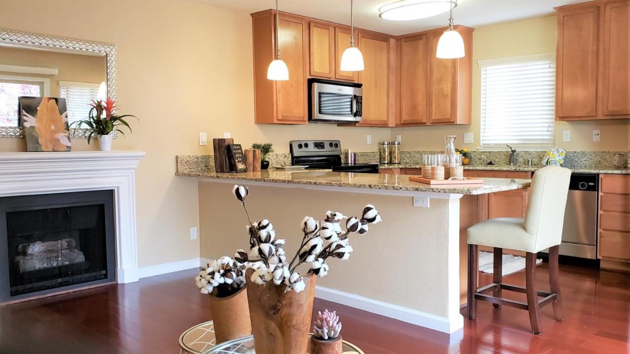 300 Glenwood Cir 269 - Photo 1