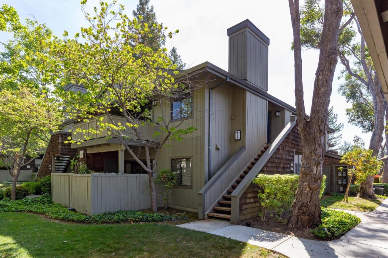 1913 La Terrace Cir - Photo 1