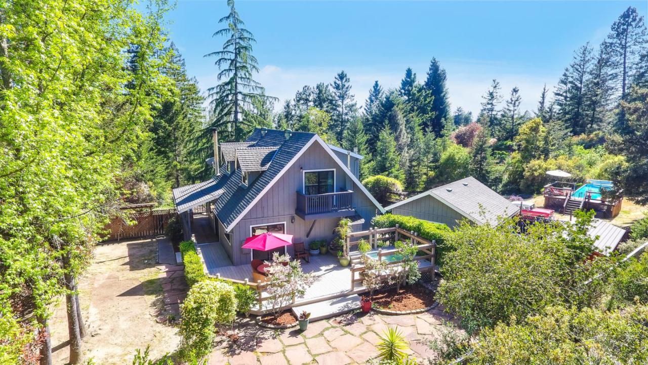 130 Pineridge Rd - Photo 1