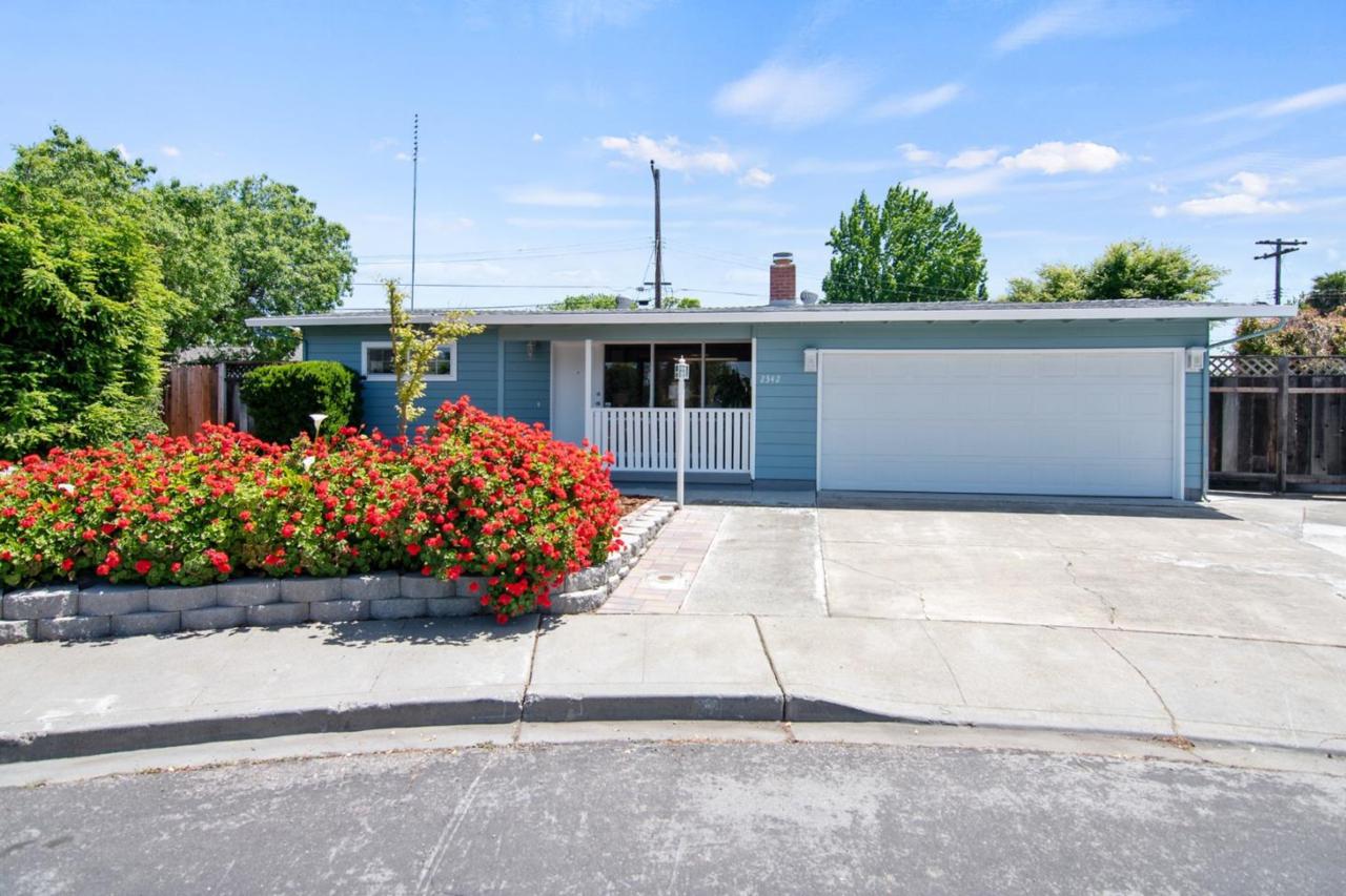 2342 Rosita Ct - Photo 1