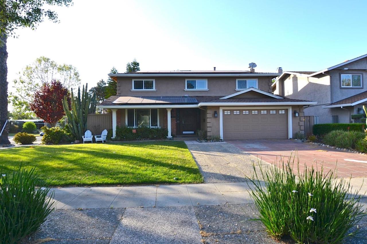 1599 Darlene Ave - Photo 1