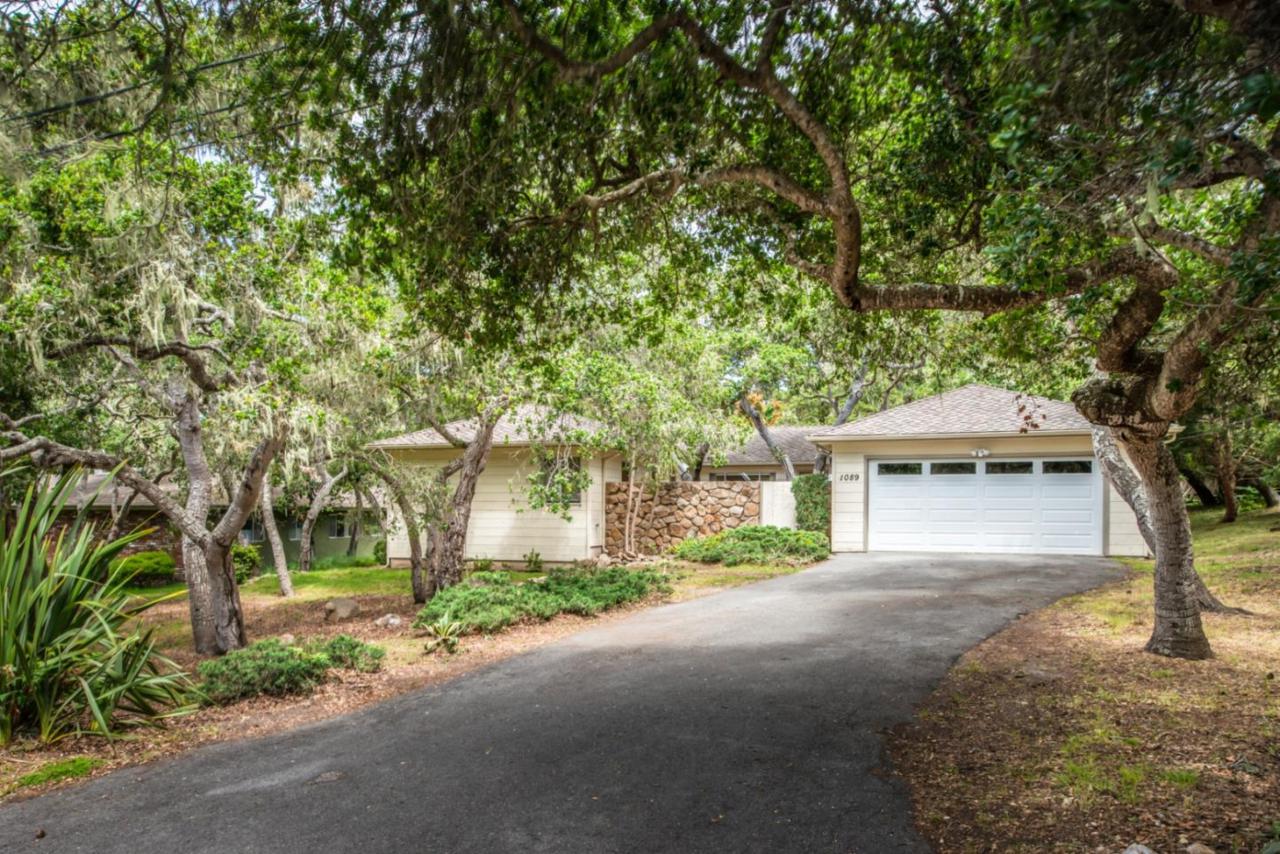 1089 Indian Village Rd - Photo 1