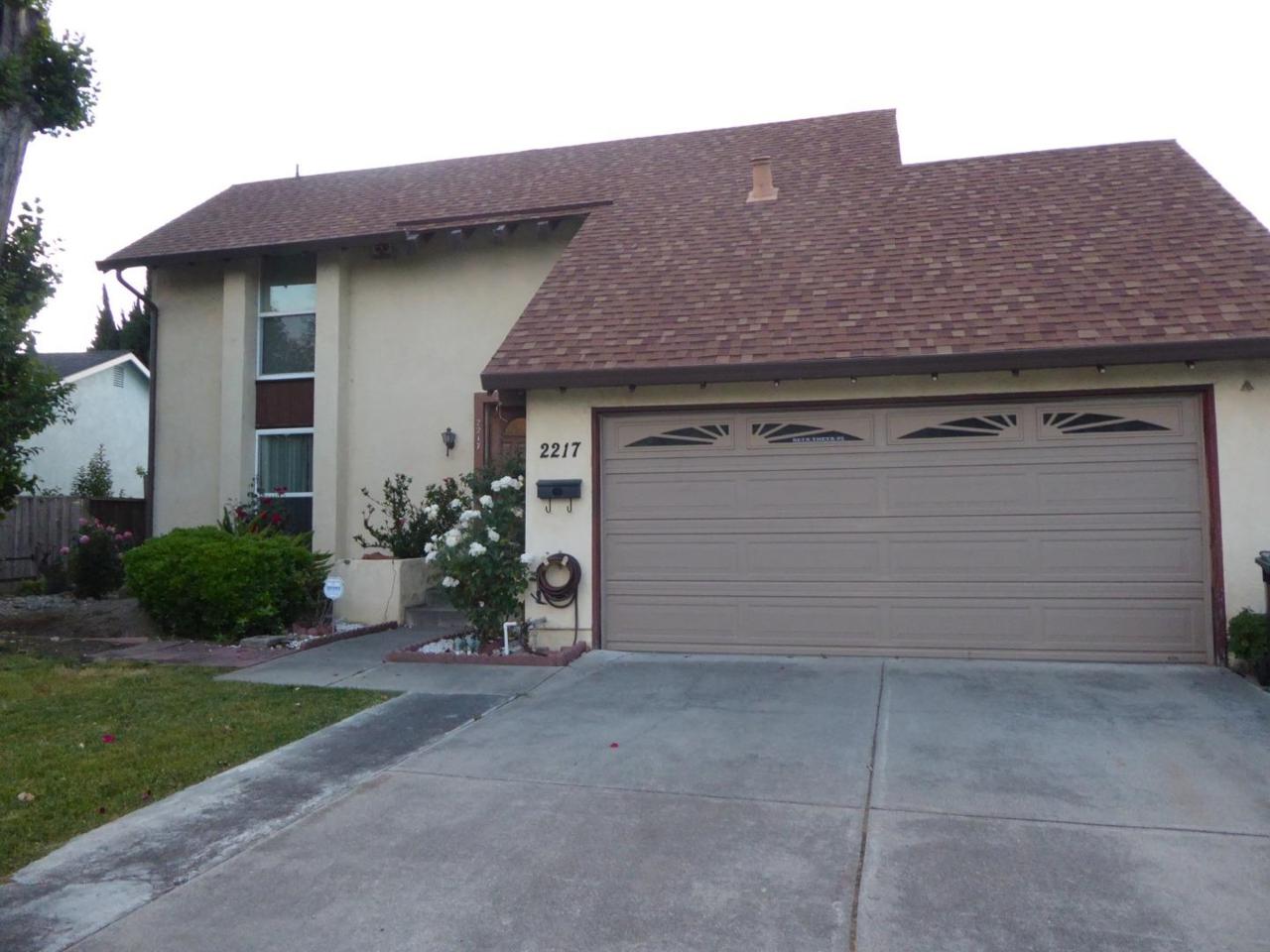 2217 Charger Dr - Photo 1