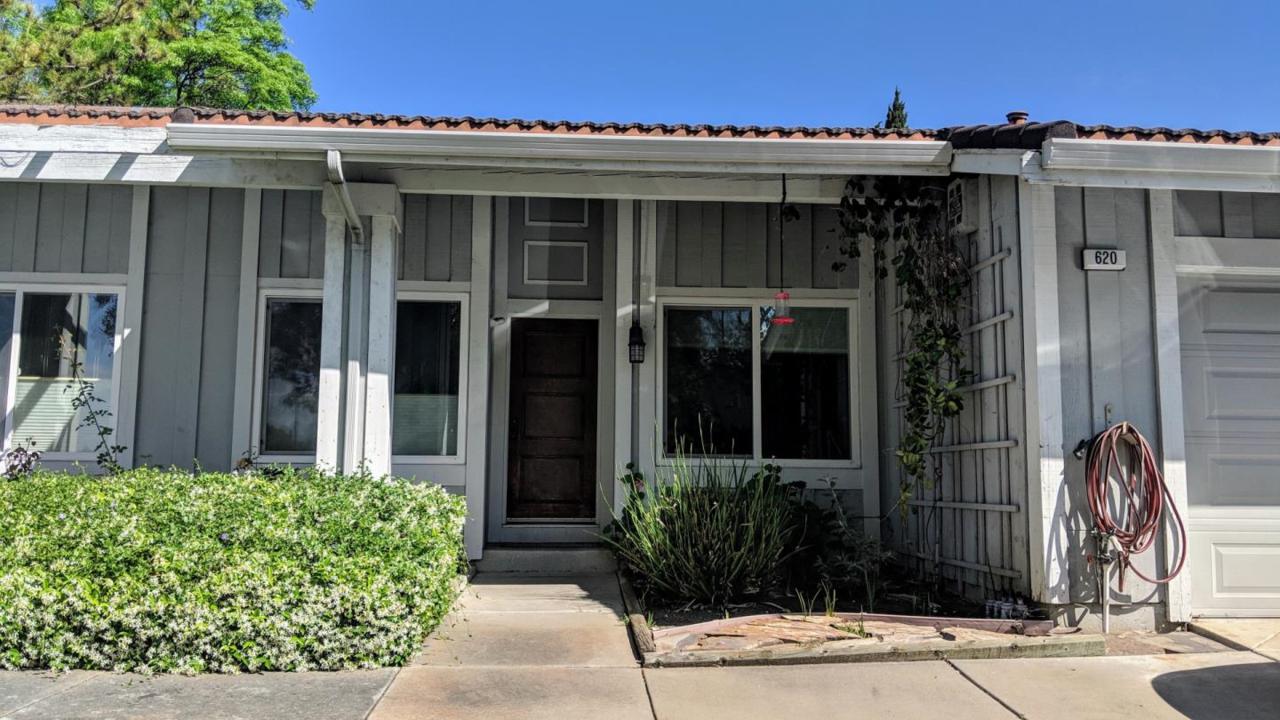620 Bogalusa Ct - Photo 1