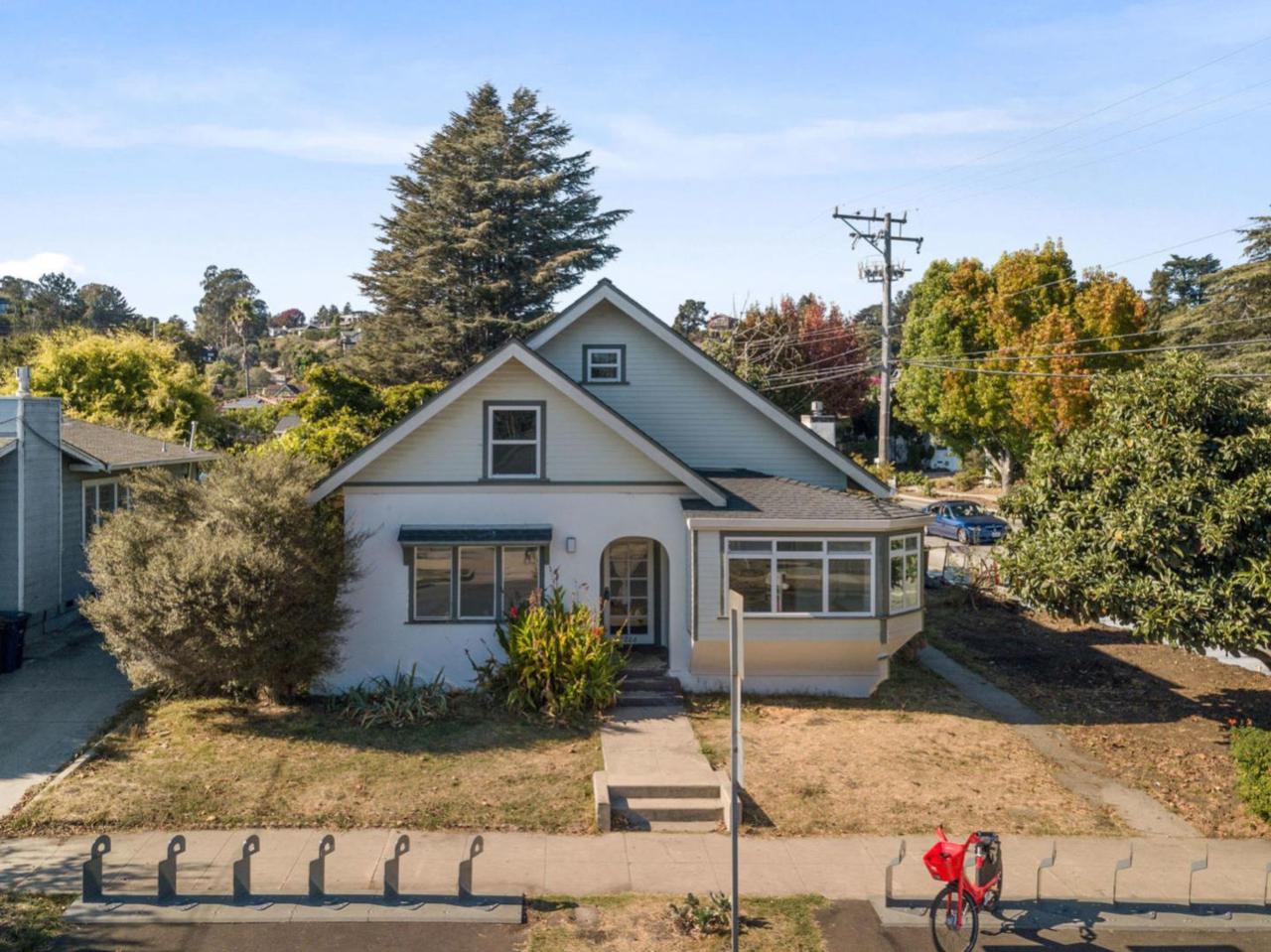 1206 King St - Photo 1