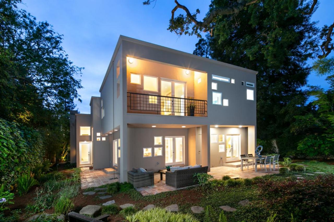 328 Churchill Ave - Photo 1