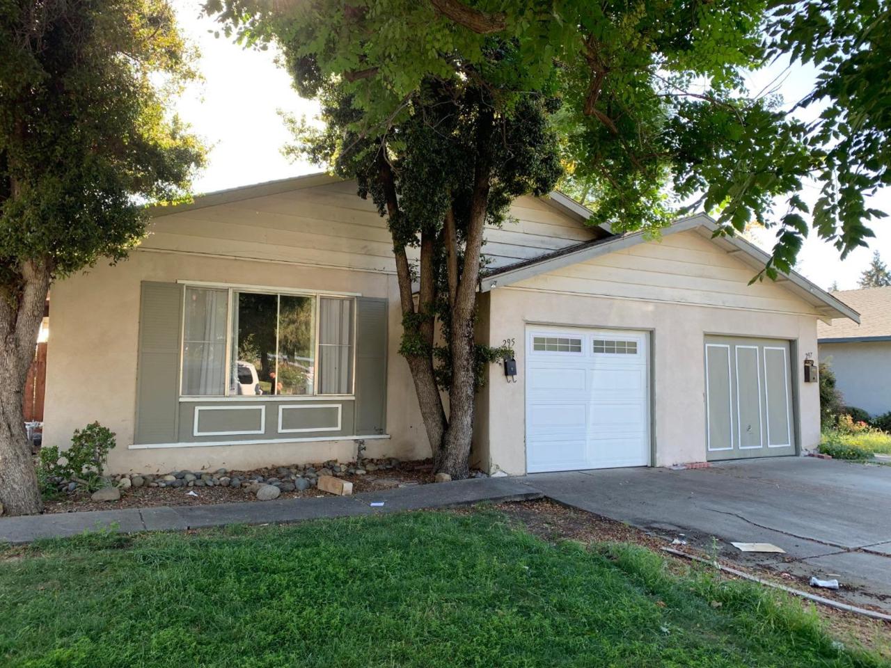 295 Fanyon St - Photo 1