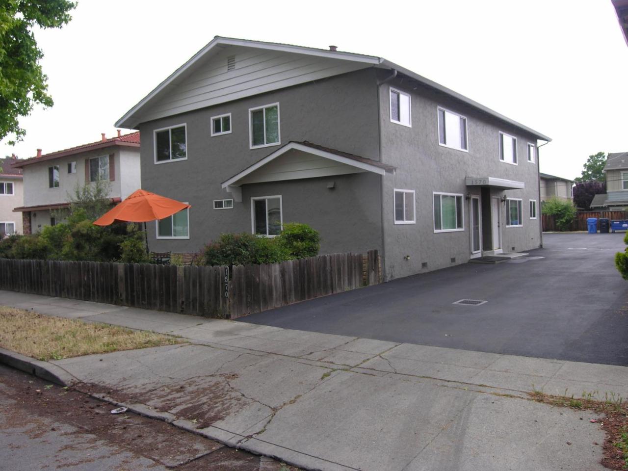 1570 Quebec Ct - Photo 1