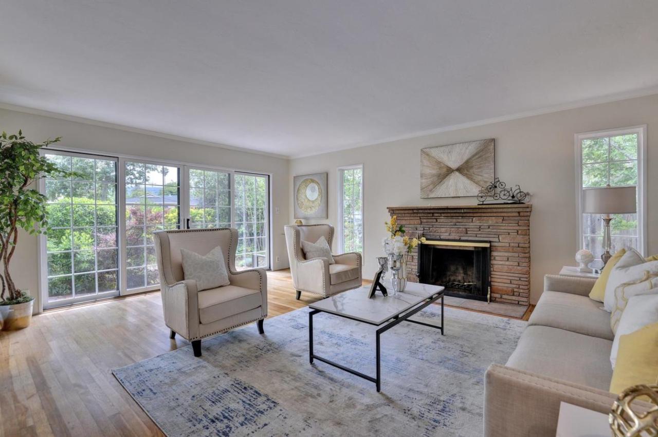 19123 Brookhaven Dr - Photo 1