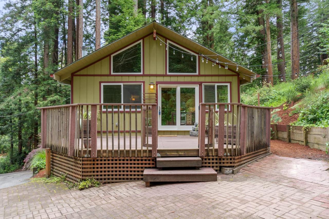 1205 Lakeside Dr - Photo 1