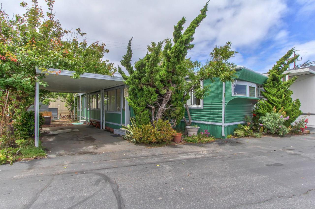 1146 Birch 27 - Photo 1