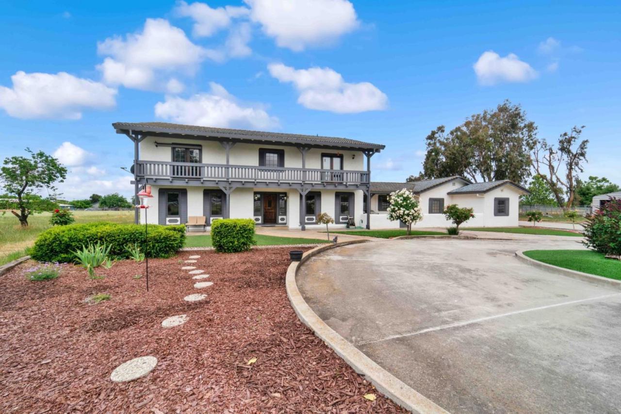 141 Arroyo Seco Dr - Photo 1