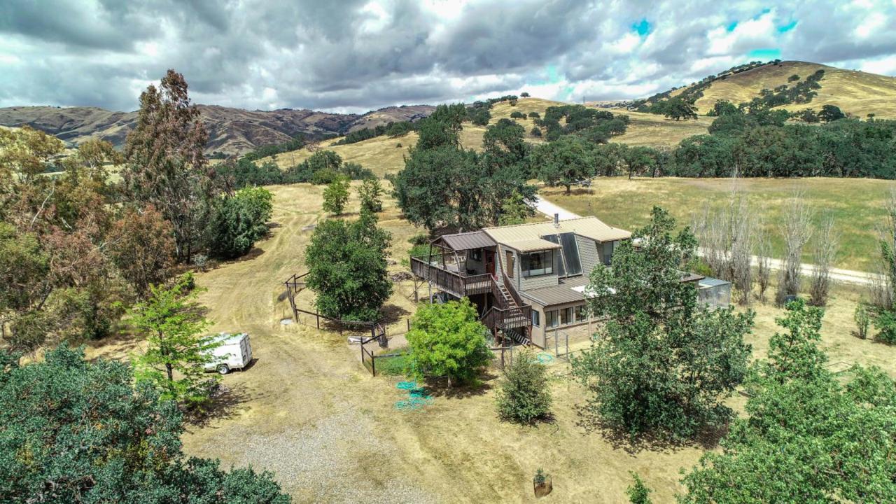 20104 Panoche Rd - Photo 1