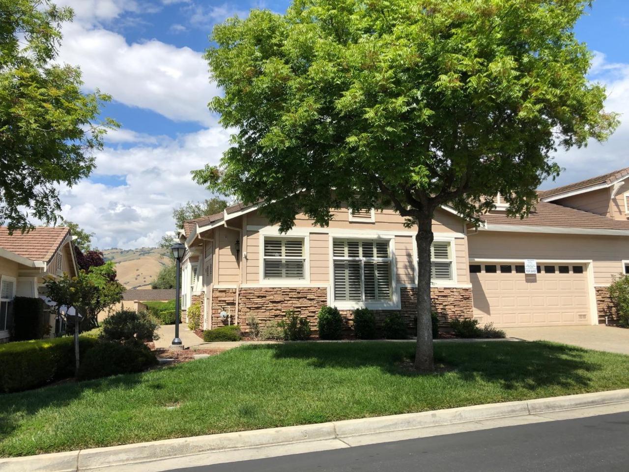 2041 Folle Blanche Dr - Photo 1
