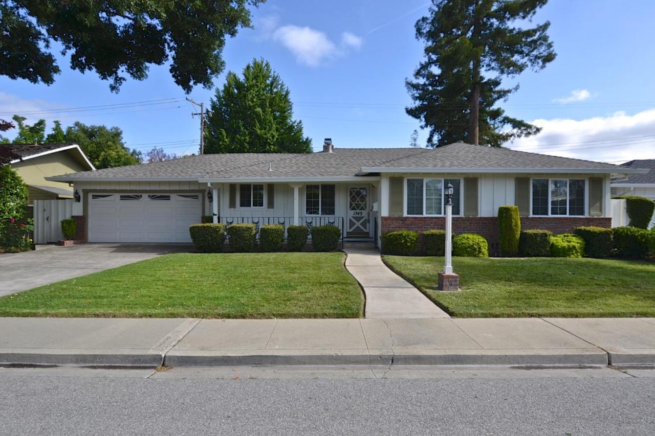 1743 Cherry Grove Dr - Photo 1