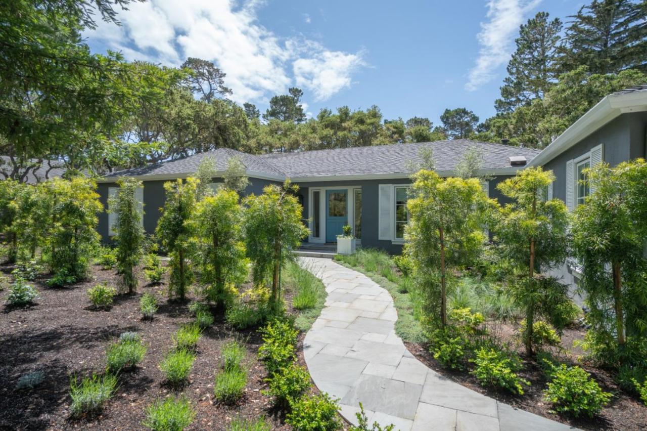 1150 Arrowhead Rd - Photo 1