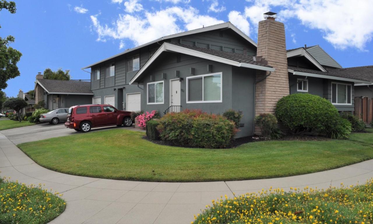 1760 Whitwood Ln - Photo 1
