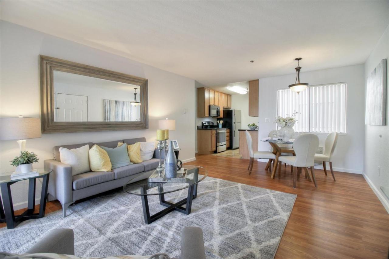 880 Fremont Ave 705 - Photo 1