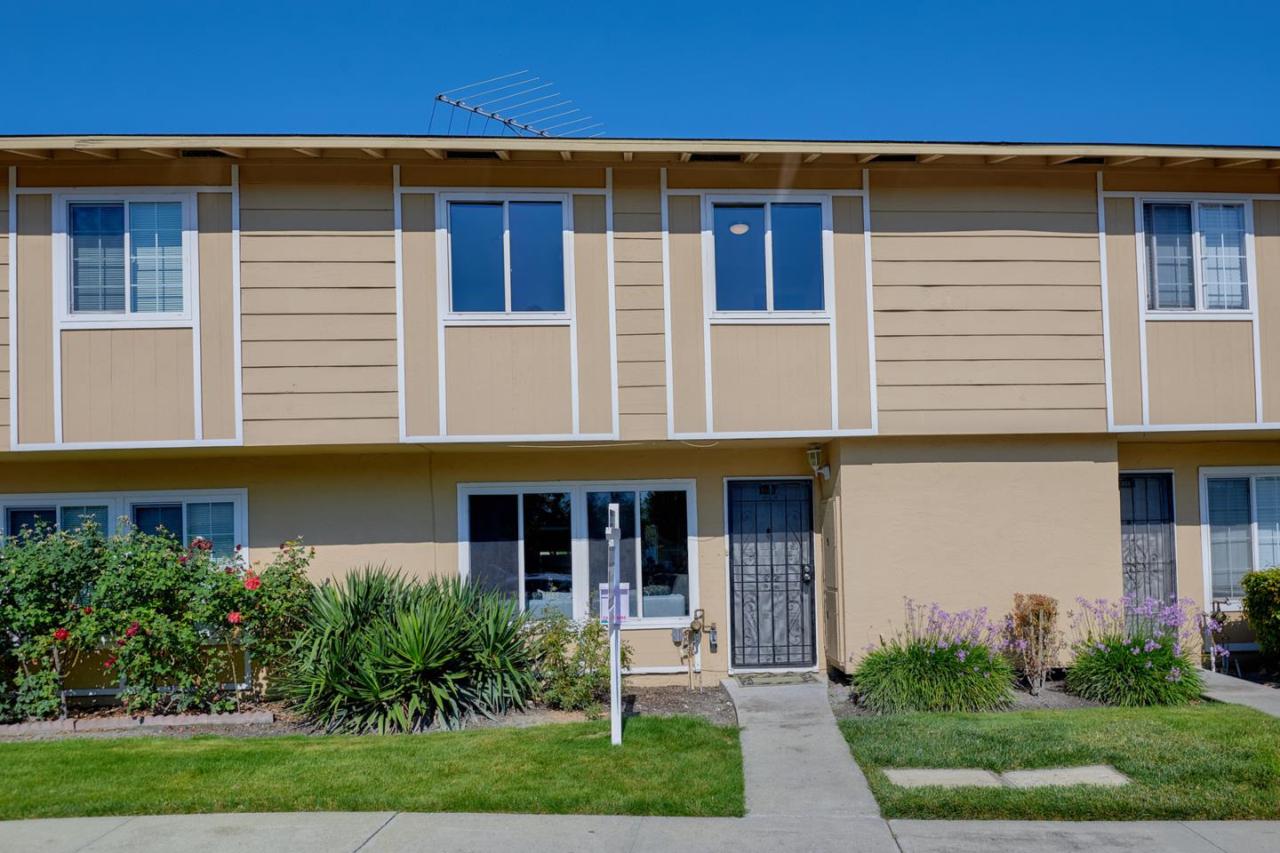 5533 Don Juan Cir - Photo 1