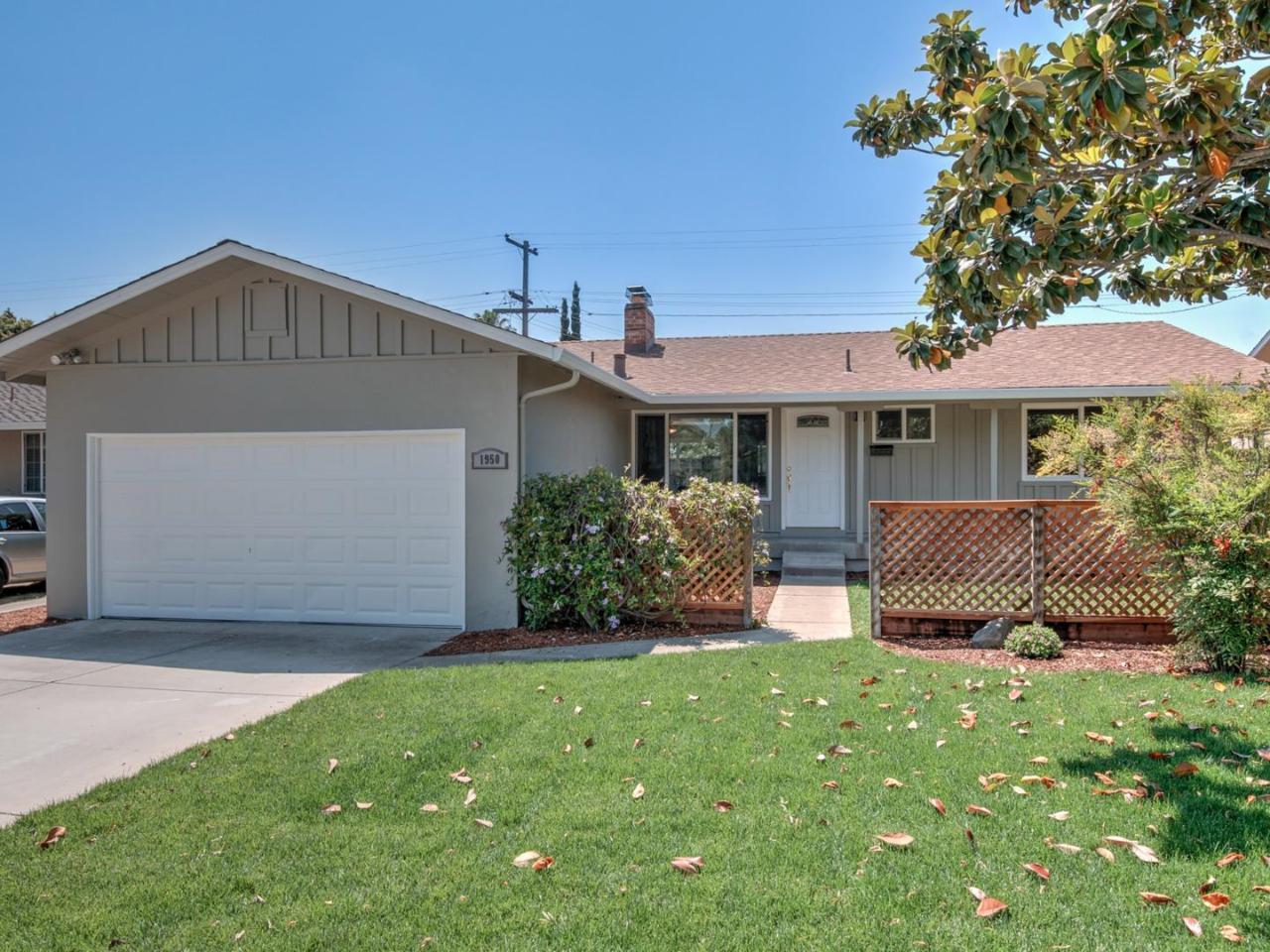1950 Rosswood Dr - Photo 1
