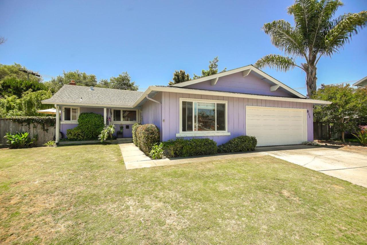 211 Junipero Ct - Photo 1