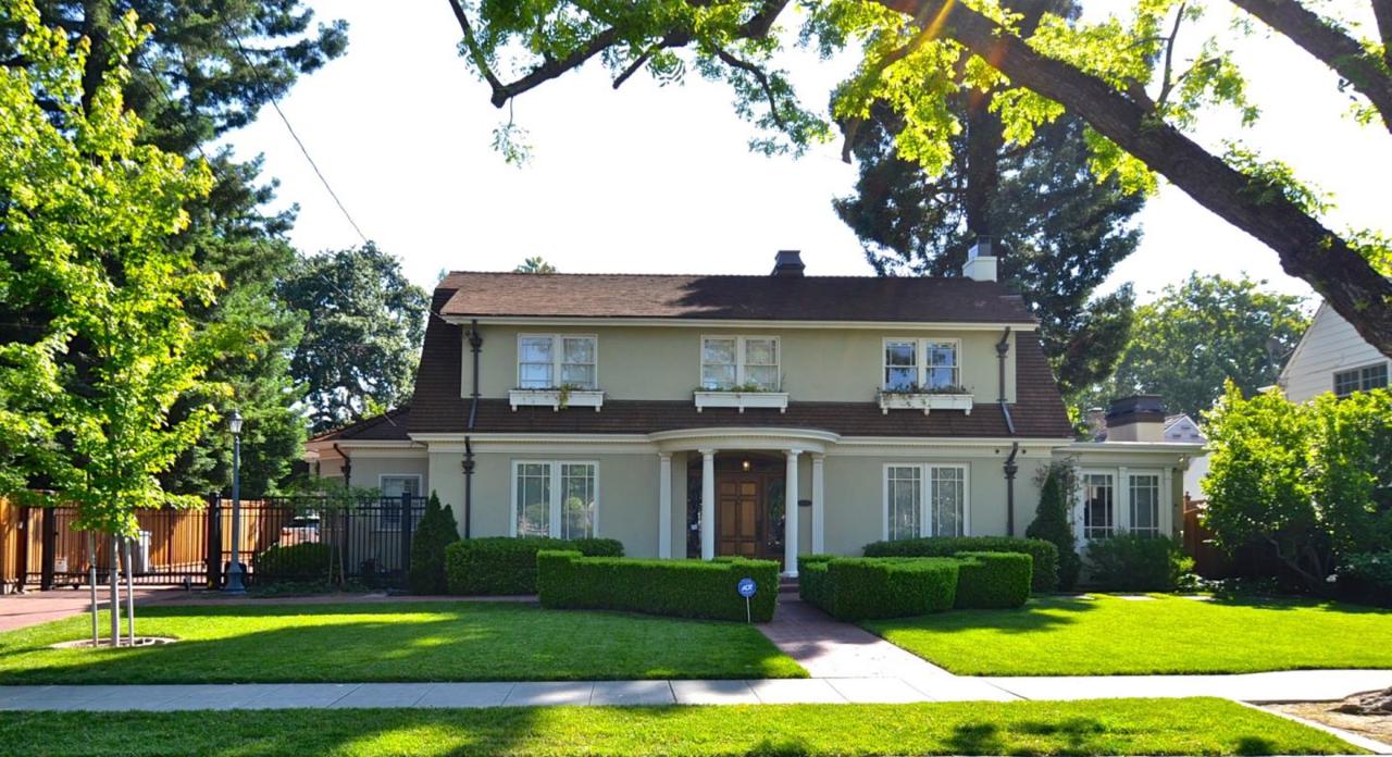 1532 Newport Ave - Photo 1