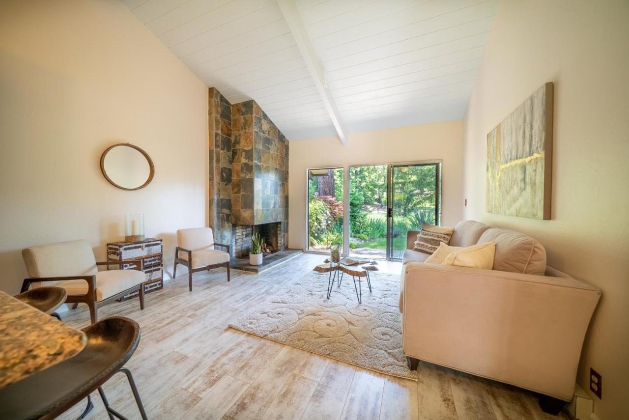 124 Kings Hwy - Photo 1