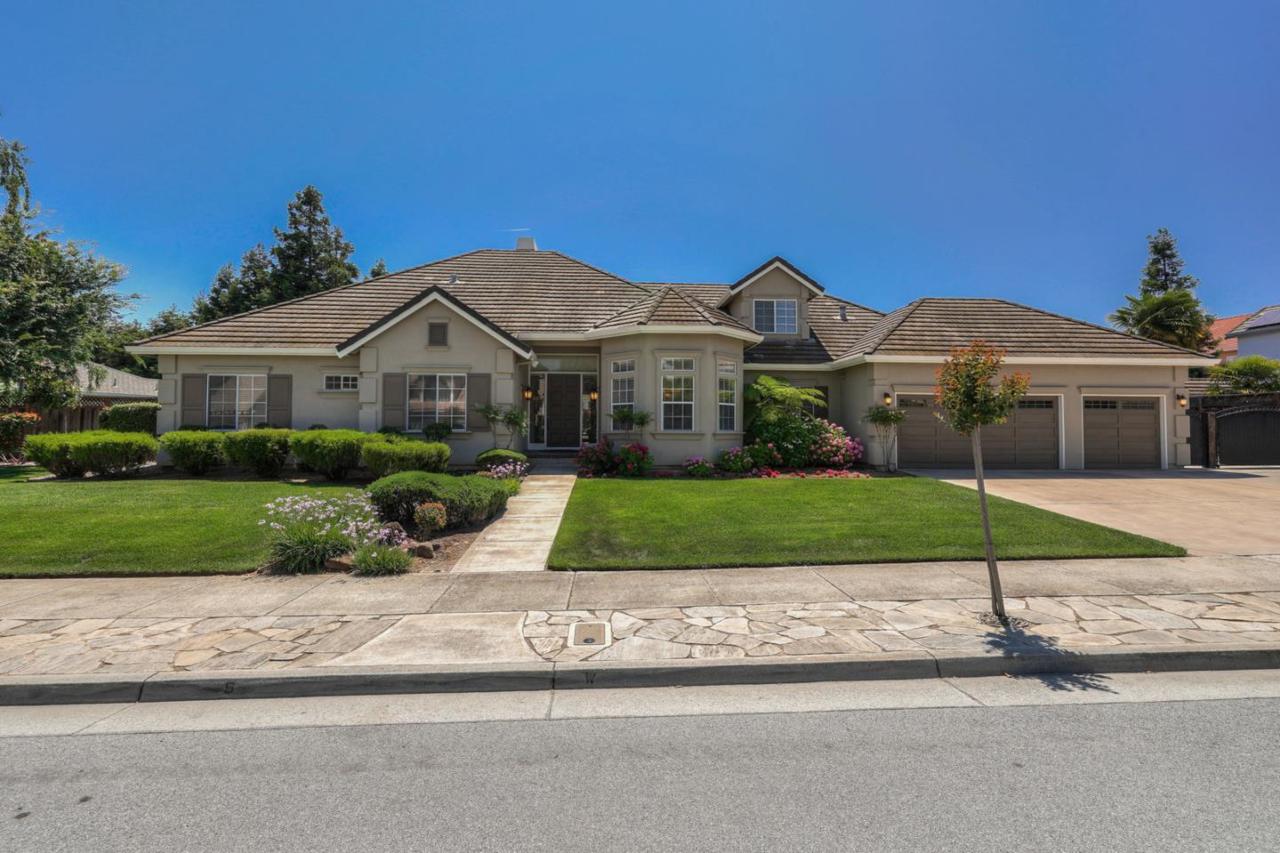 17447 Serene Dr - Photo 1