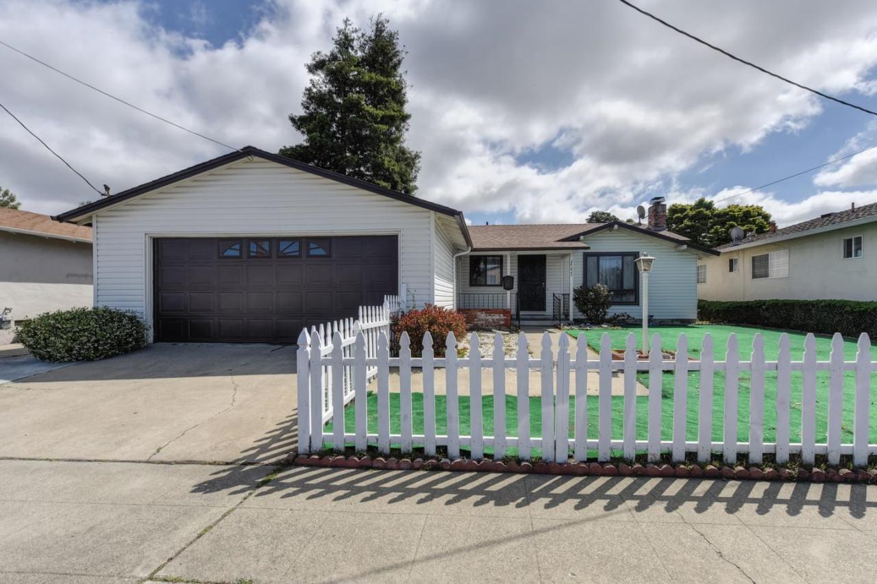 24624 Santa Clara St - Photo 1