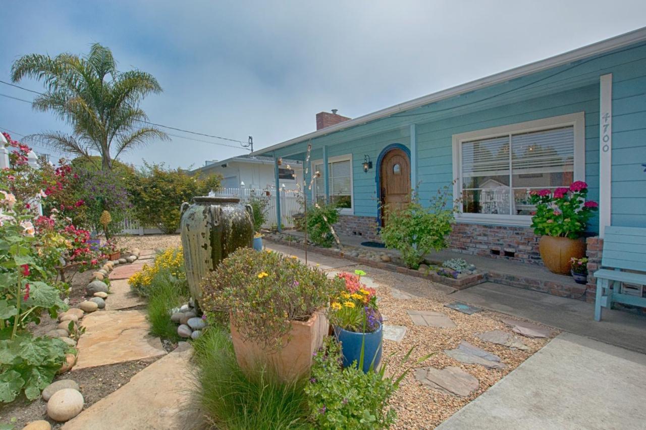4700 Portola Dr - Photo 1