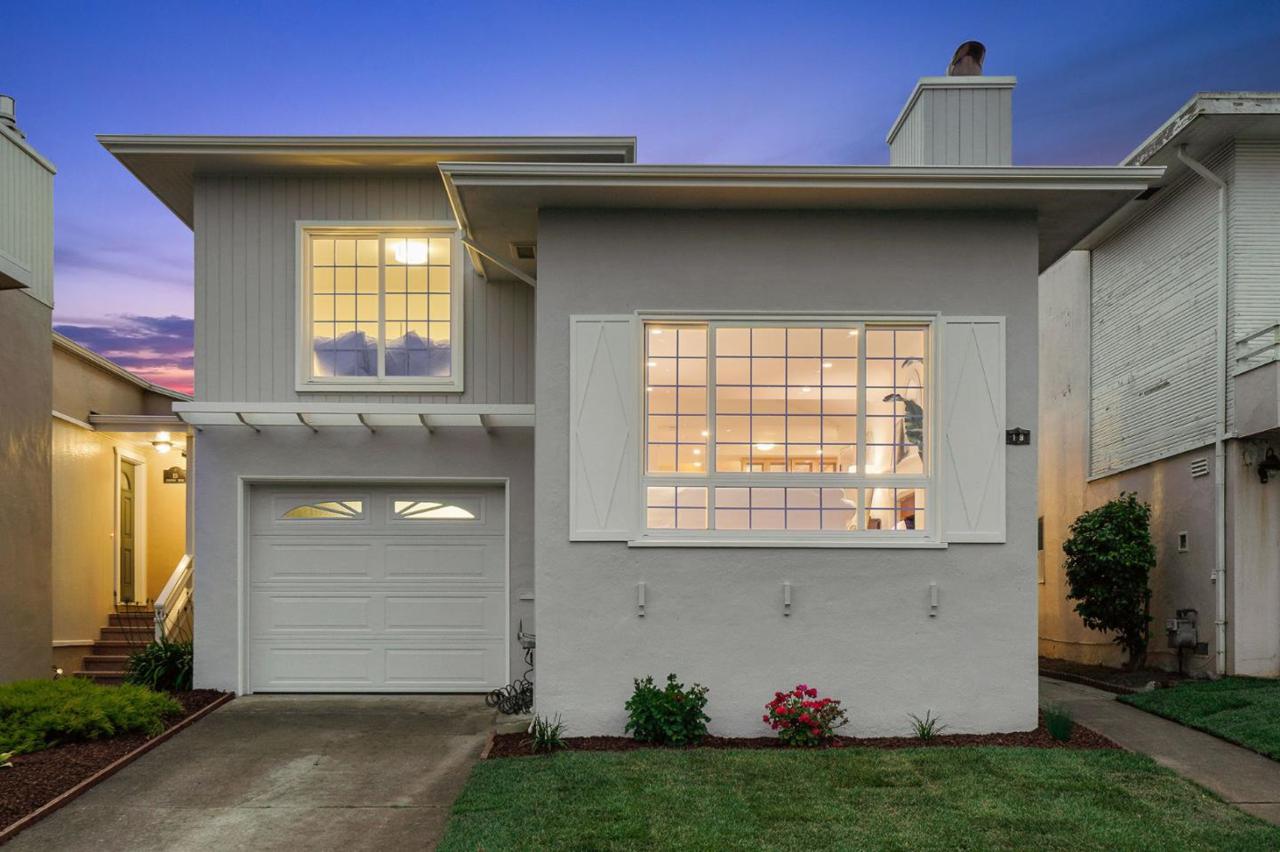 19 Fairmont Dr - Photo 1