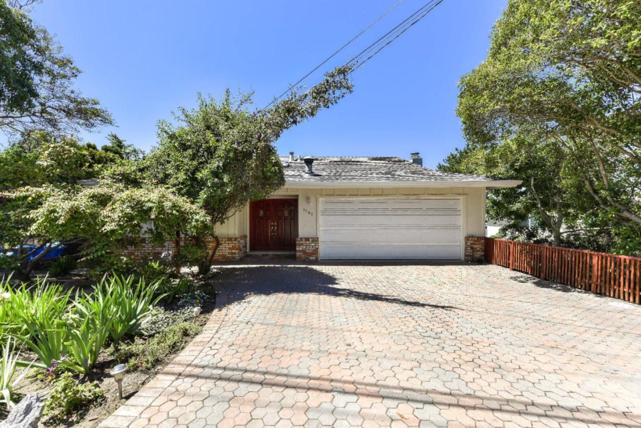 1568 Winding Way - Photo 1