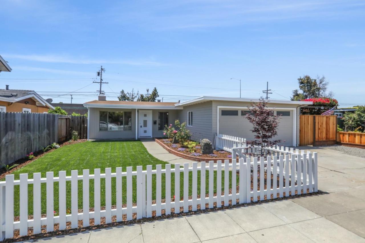 1318 Norton St - Photo 1