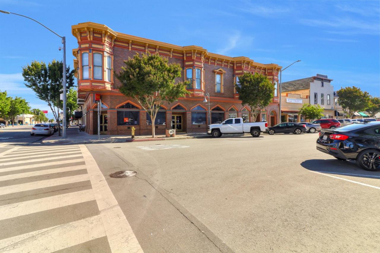 445 San Benito St - Photo 1