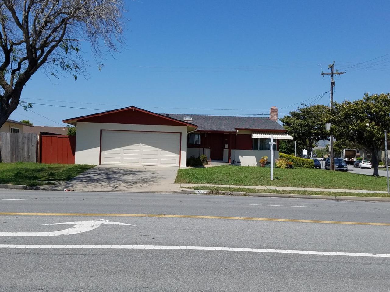 591 Alvin Dr - Photo 1
