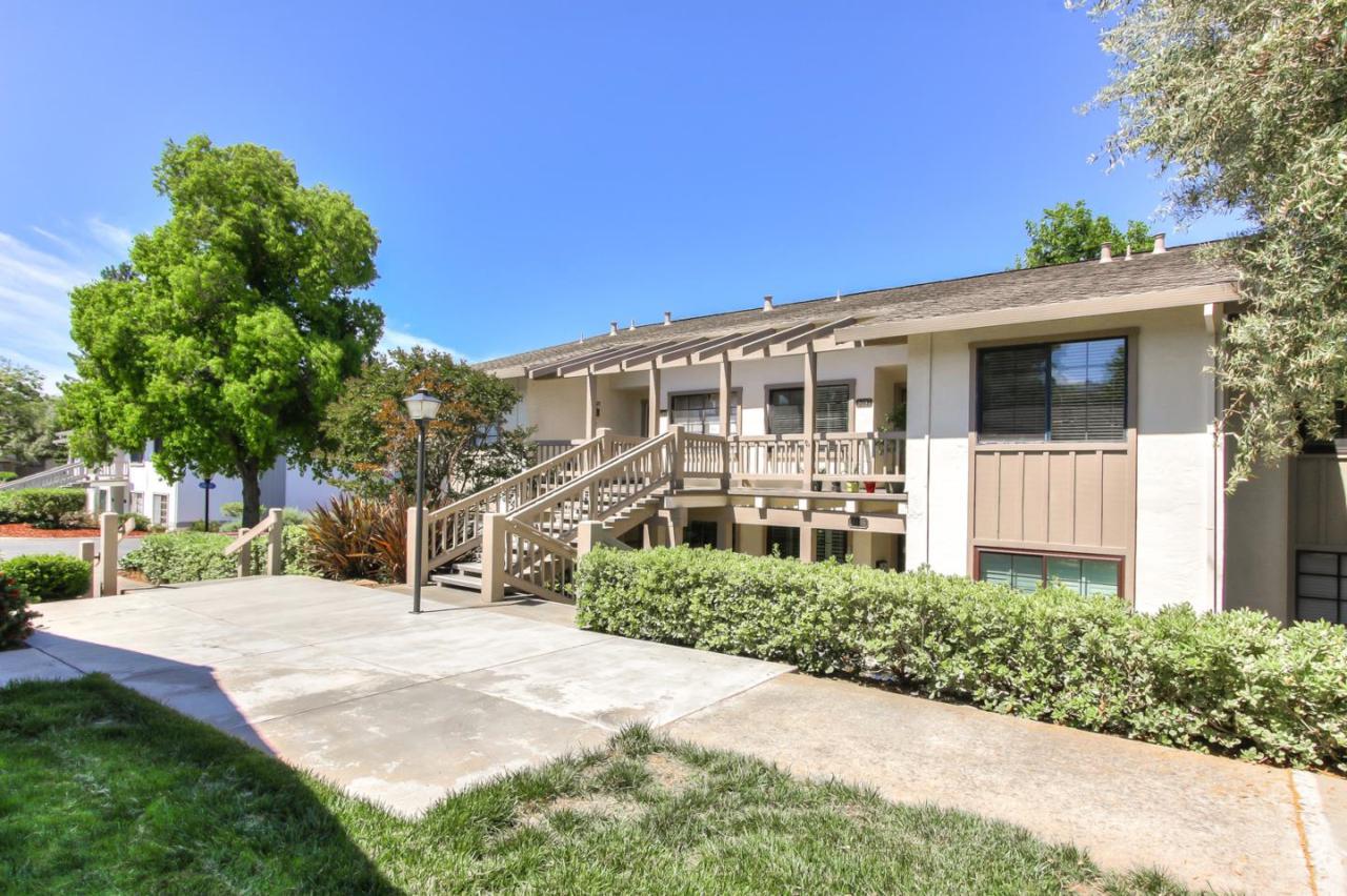 5096 Cribari Pl - Photo 1