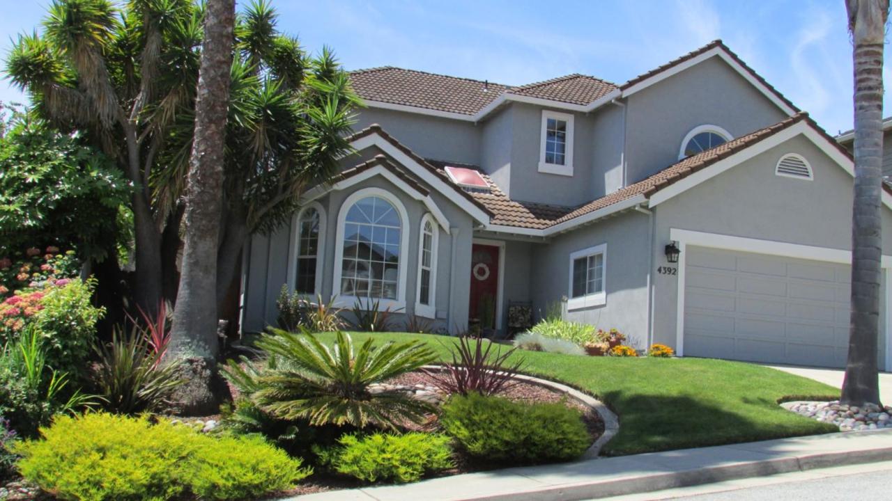 4392 Lucy Way - Photo 1