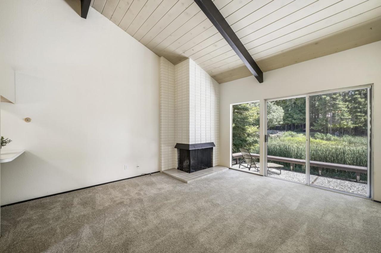 128 Kings Hwy - Photo 1