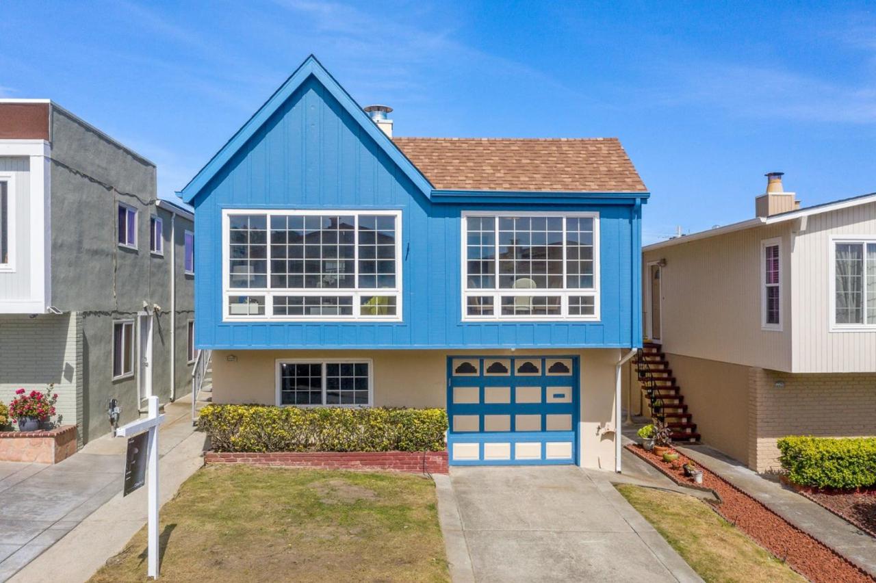 227 Del Prado Dr - Photo 1