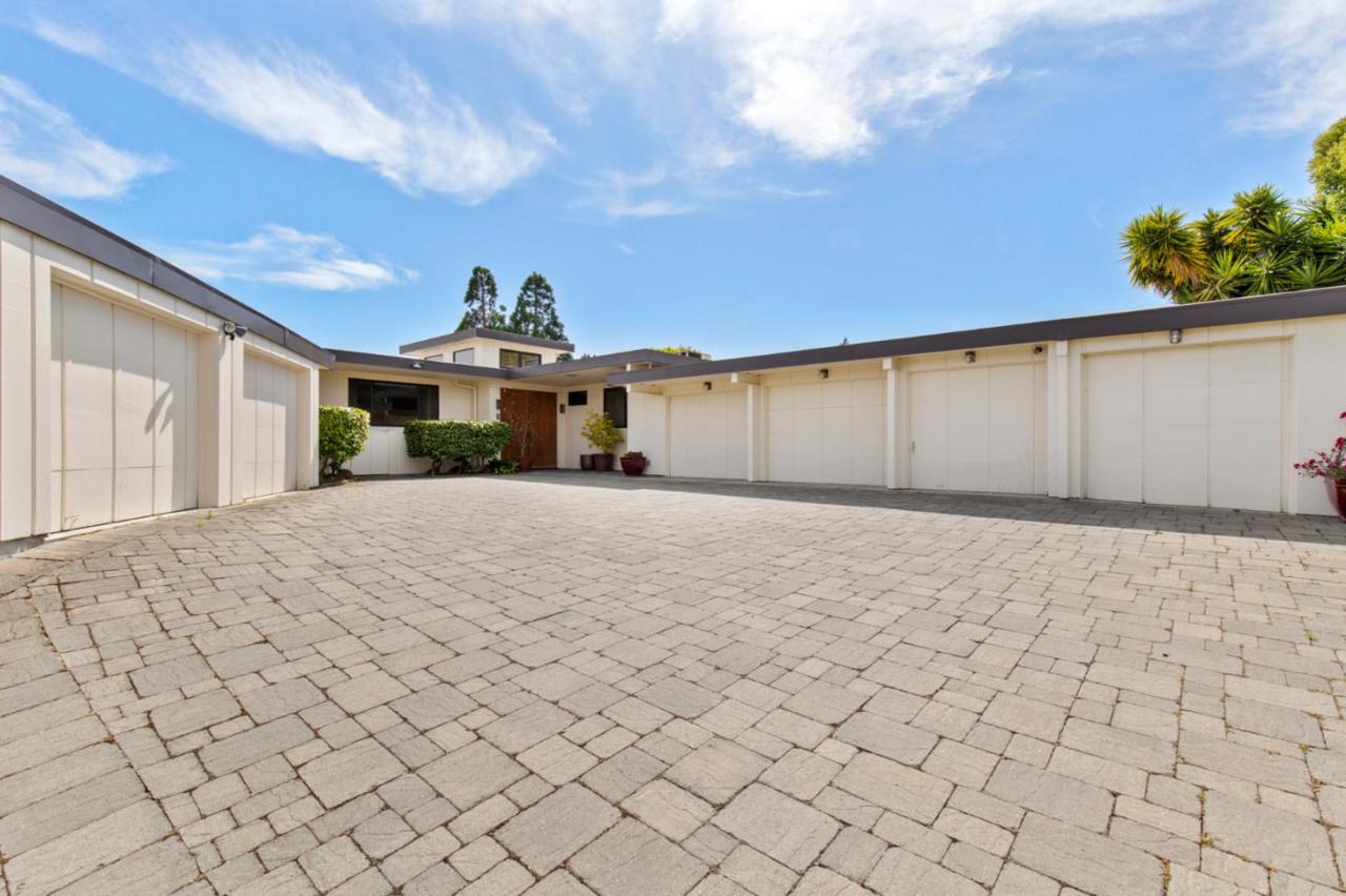 860 Vista Rd - Photo 1
