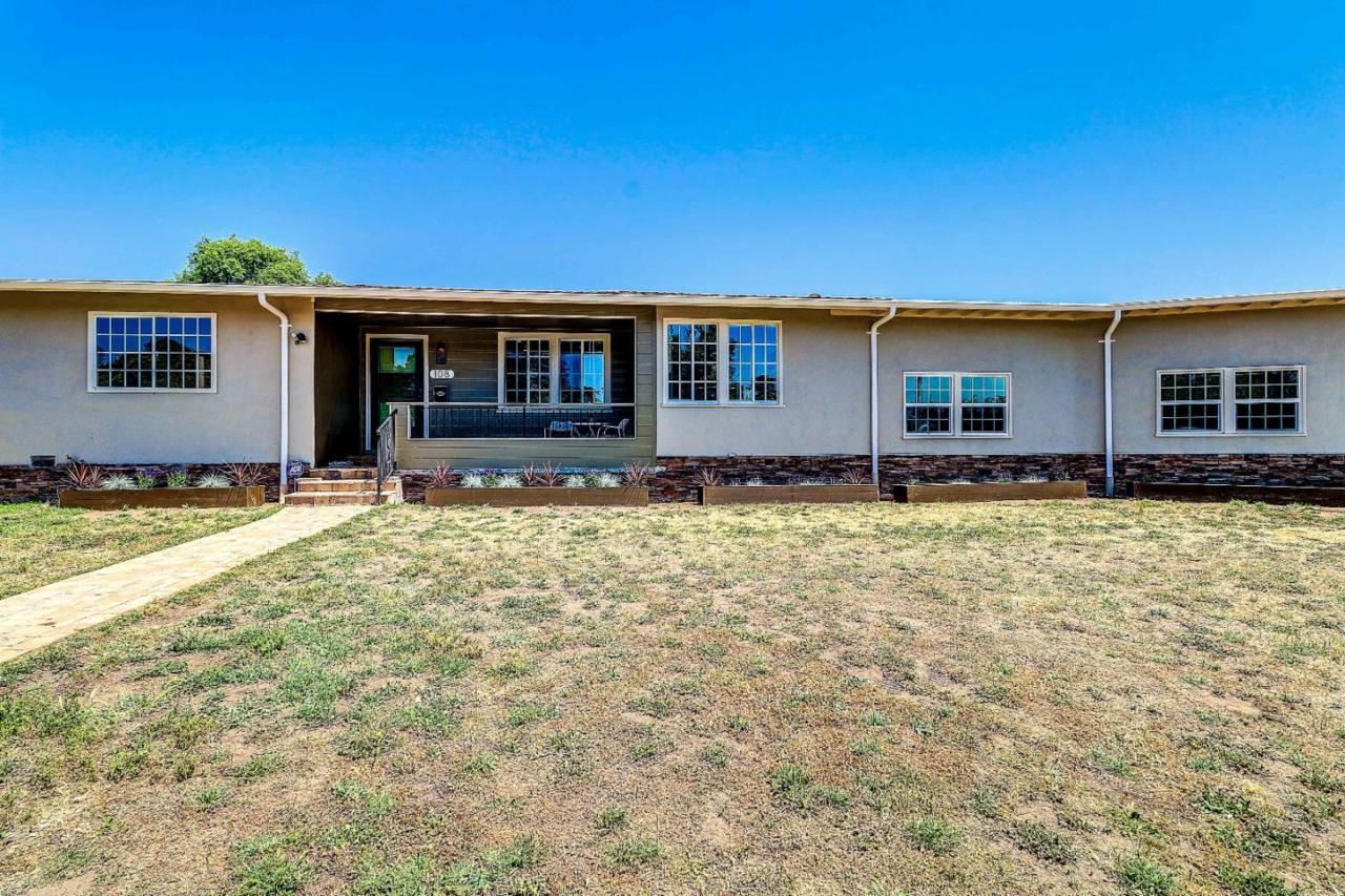 108 Arroyo Dr - Photo 1