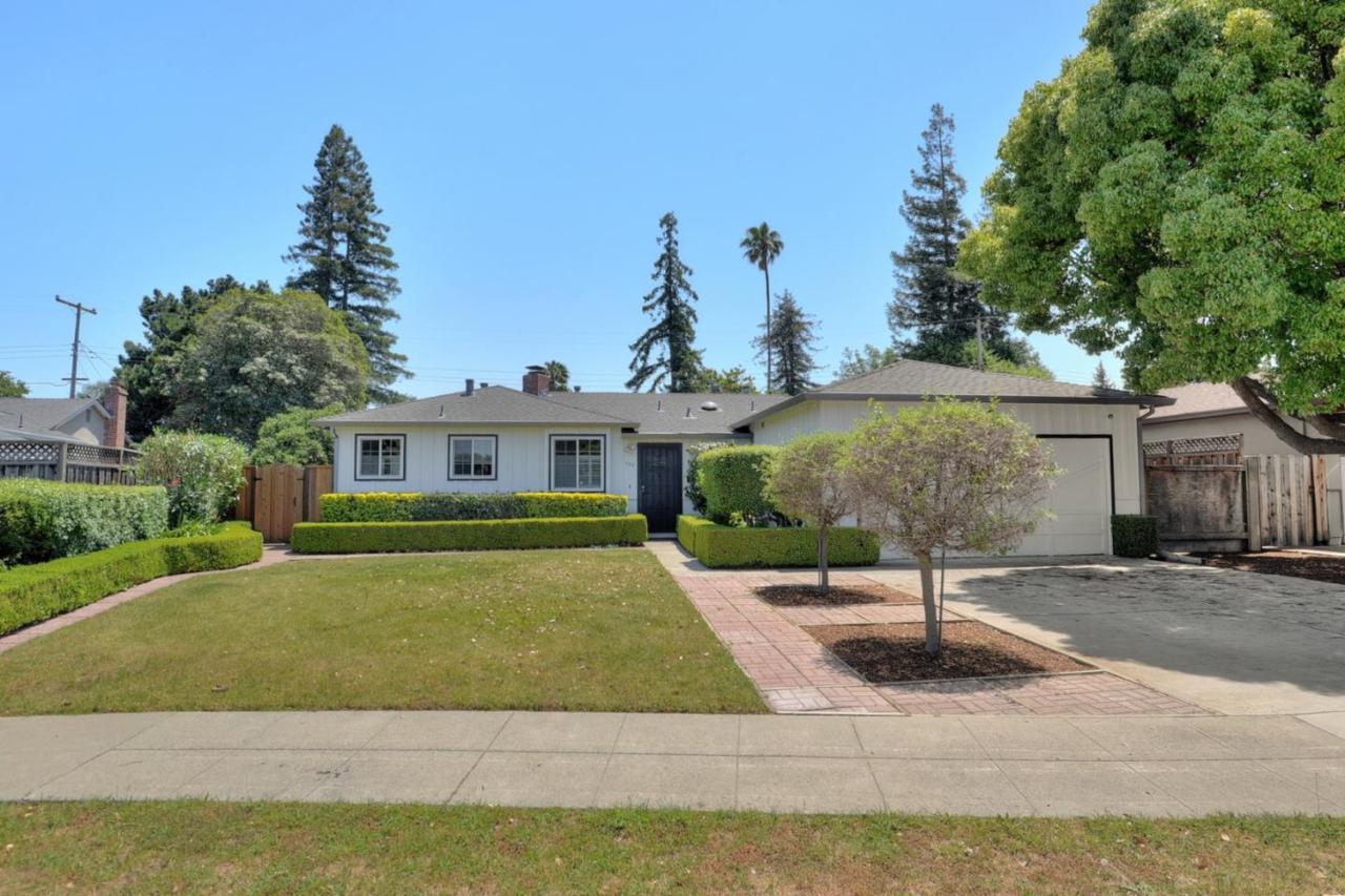 708 Ardis Ave - Photo 1