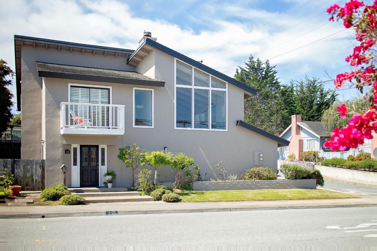 449 Laurel Ave - Photo 1